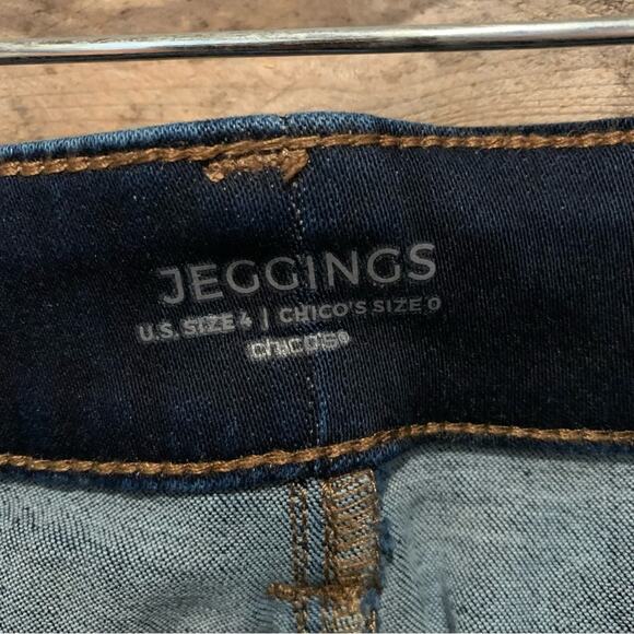 Chico's Denim Skinny Leg Jeggings Dark Wash Size 0 [U.S. Size 4] Classic Grandma - Picture 9 of 14